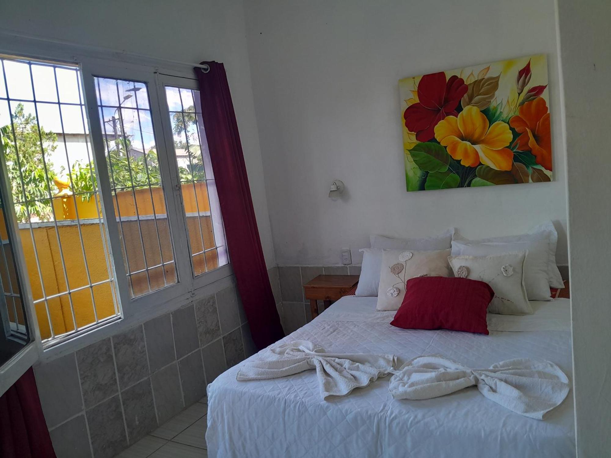 Hostel Damaris Puerto Iguazu Ngoại thất bức ảnh