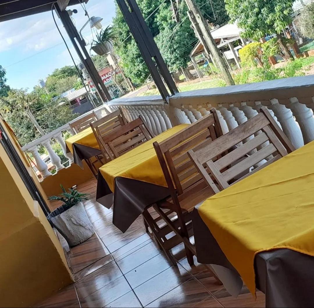 Hostel Damaris Puerto Iguazu Ngoại thất bức ảnh